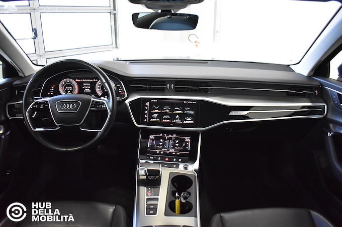 AUDI A6 Avant 45 3.0 TDI quattro ultra S tronic Business Design